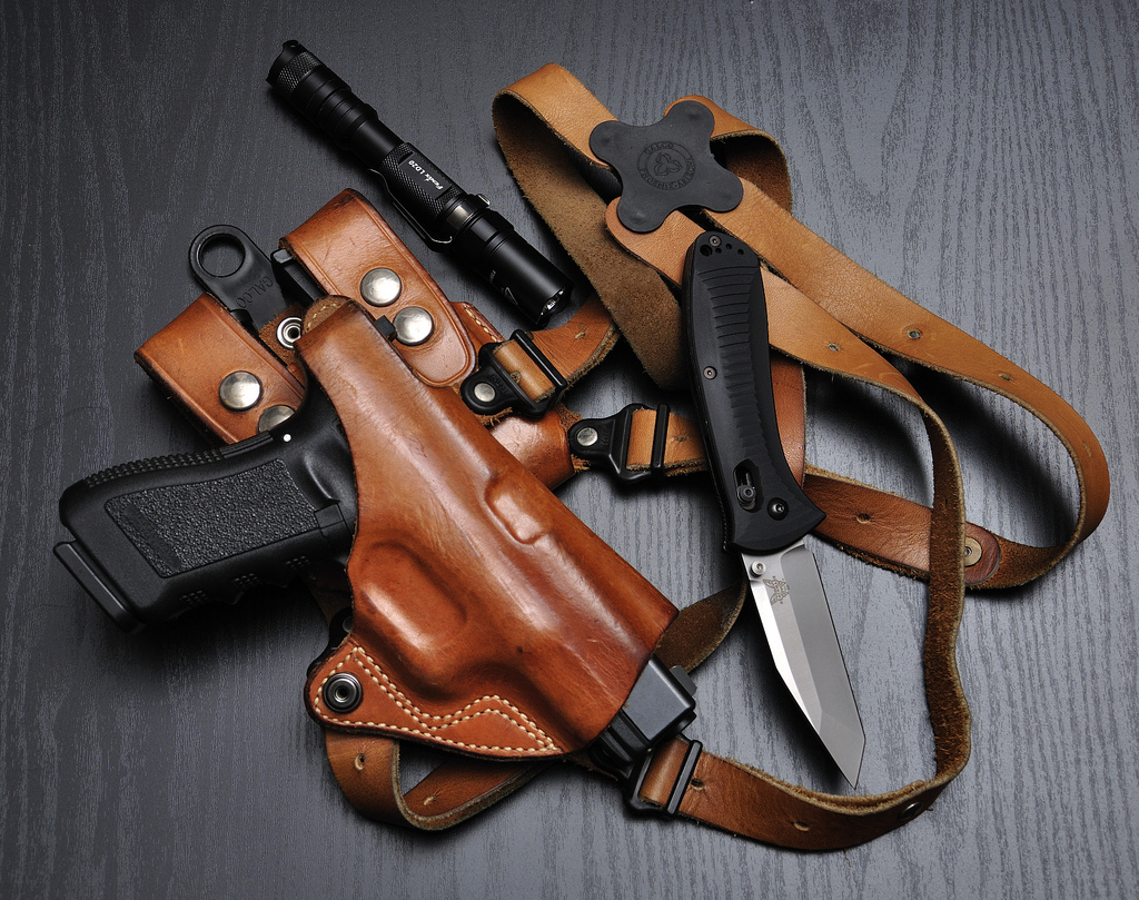 Adjustable for Most Kinds of Pistols Details about   Shoulder Holster General Vertical Gun 