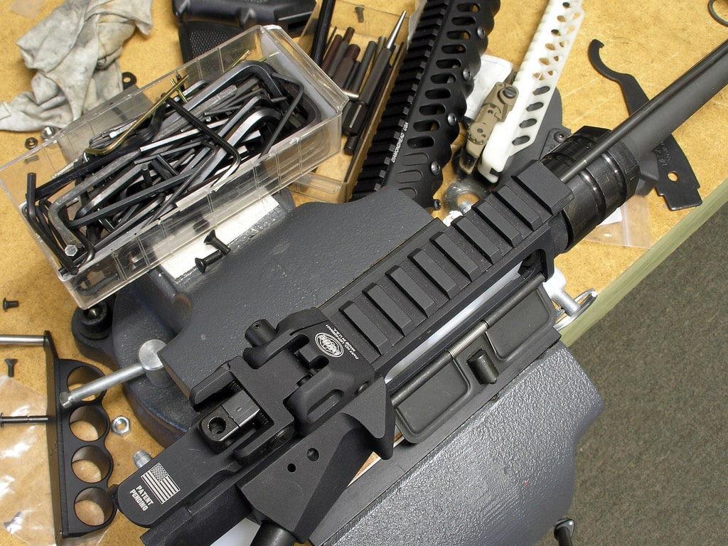 Tipton Gun Vise And Cleaning Stand Rifle Holder Maintenance Gunsmithing Forks 