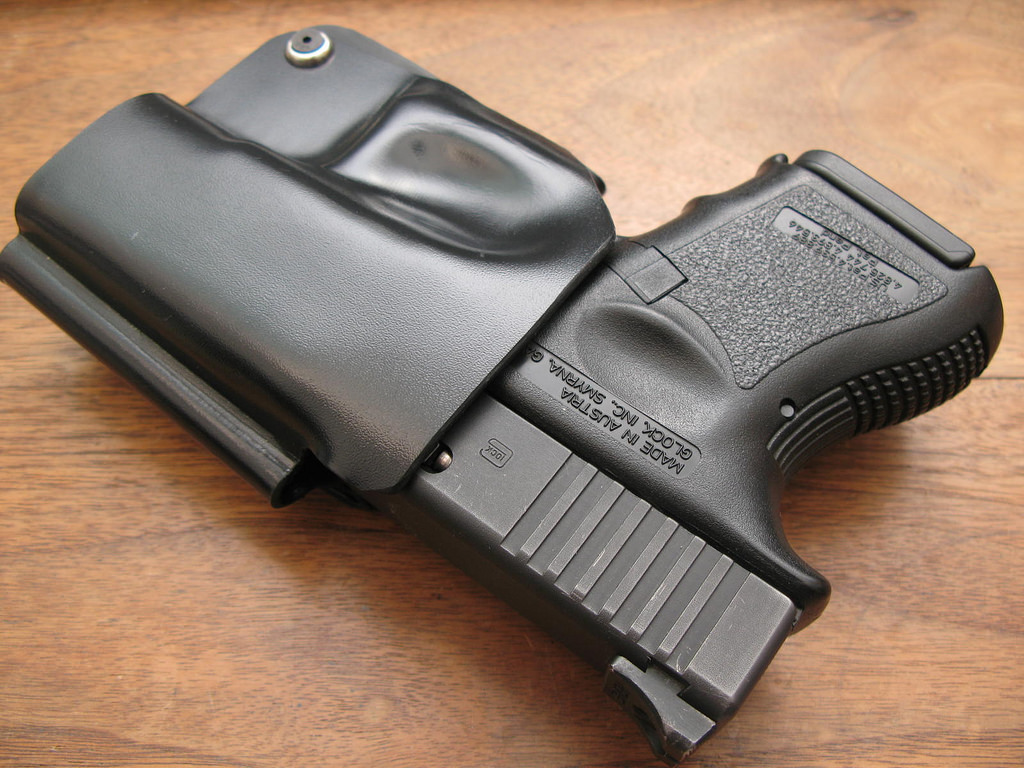 The 4 Best Glock 26 IWB Holsters - Sniper Country