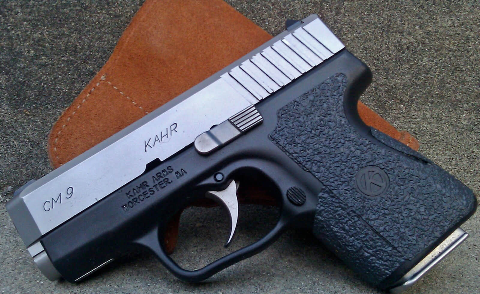 Kahr CM9