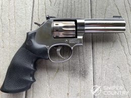 The right side of the Smith & Wesson Model 617. Note the windage adjustment screw for the fully adjustable rear sight.