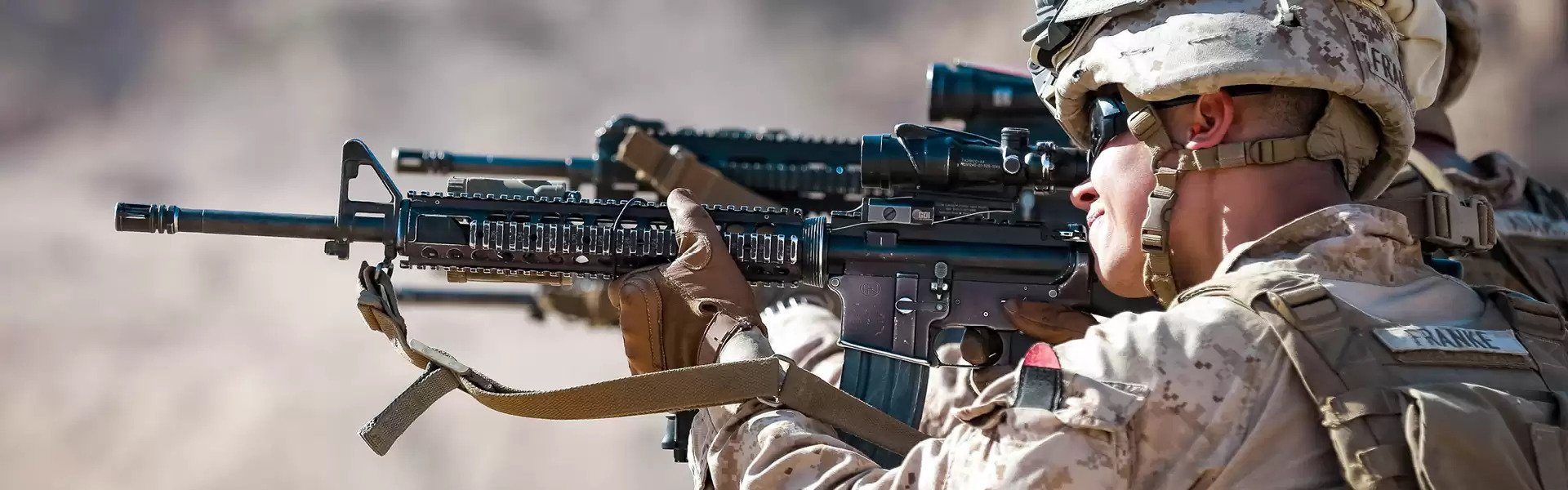 Marine firing M4-min