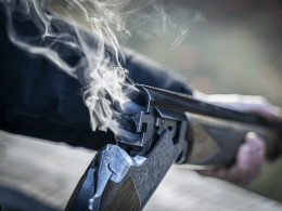 Double-barrel shotgun that is recently fired