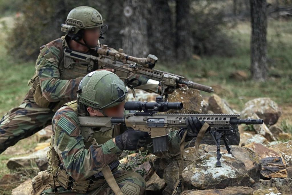 The Best AR-15s: Complete Buyer's Guide Knights Armament M110K1 AR-10 style rifles in use with USMC MARSOC3