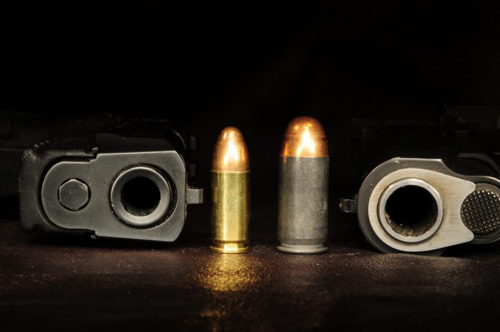 9mm vs .45 ACP Bullets and Gun
